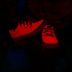 Red vans size 6 women